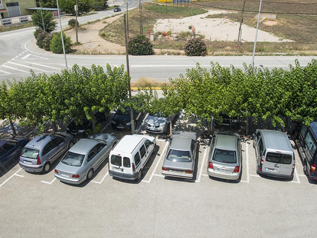 Encasa Hotel Almansa Bagian luar foto
